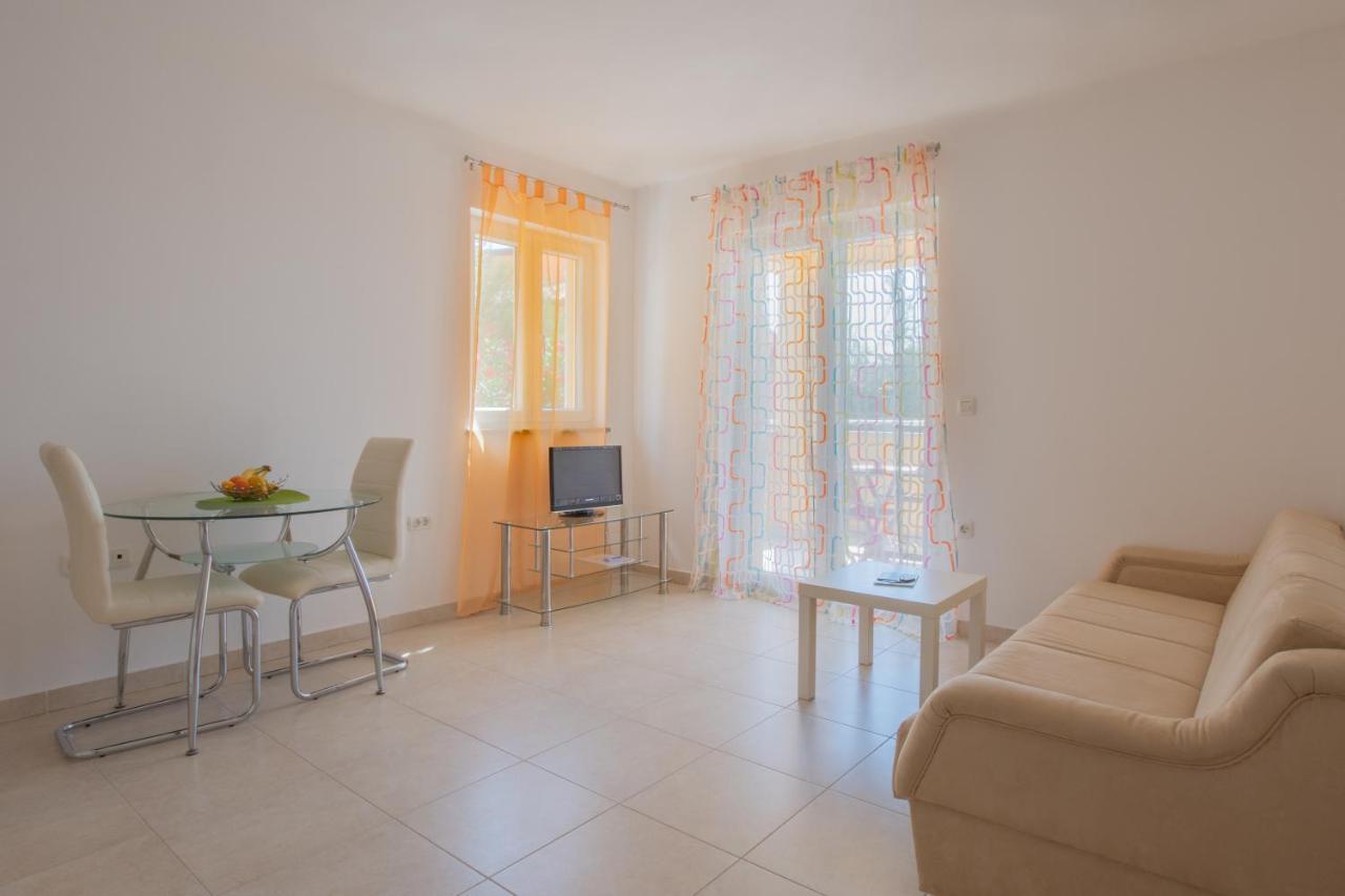 Apartments Quarnero Rabac Exterior photo